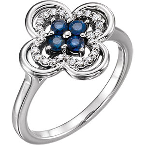 Clover Ring